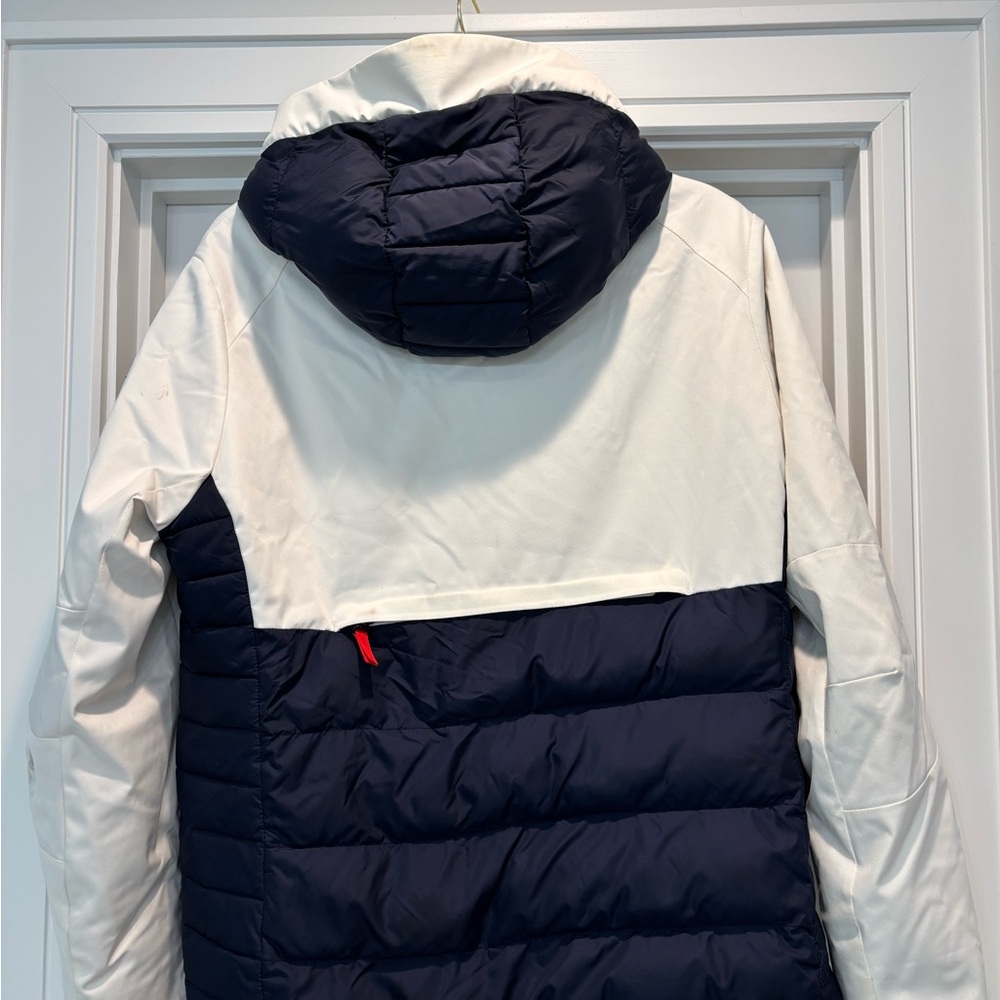 Women's BOGNER Fire + Ice ski jacket size 12. Navy and white. Designer. - Picture 3 of 11